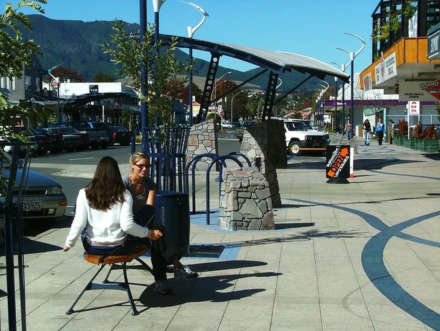 Tuwharetoa Street - Mansergh Graham Landscape Architects